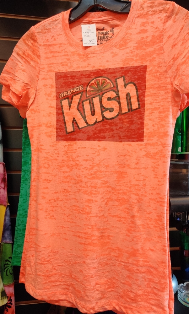 🆑2/$30 Fitted T-Shirt